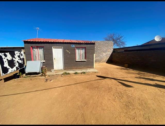 2 BEDROOM HOUSE FOR SALE IN KATLEHONG SOUTH